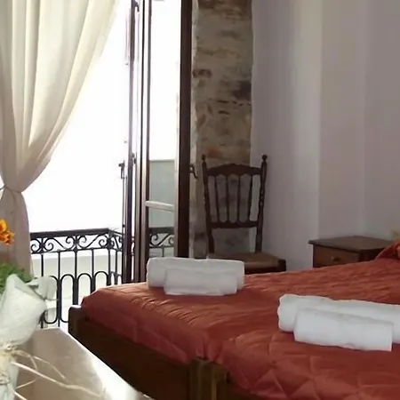 Iliada 3* Ermoupoli